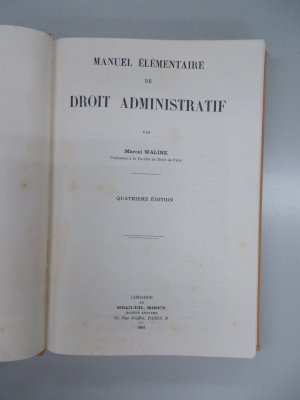 Manuel elementaire de droit administratif. 4e edition. Paris, Sirey, 1946.