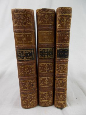 Les erreurs de Voltaire. Troisieme edition, tome premier, tome second, Lyon, 1767. Esprit de Voltaire. Dans ses ecrits. Besancon, 1818..