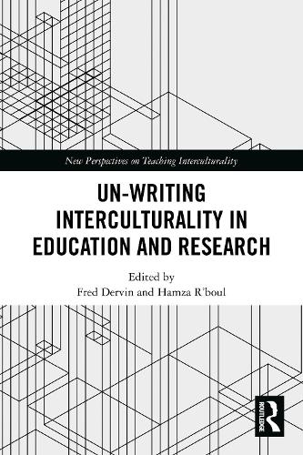 Un-writing Interculturality in Education and Research.