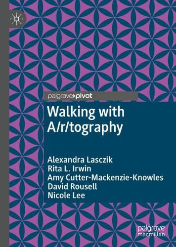 Walking with A/r/tography.