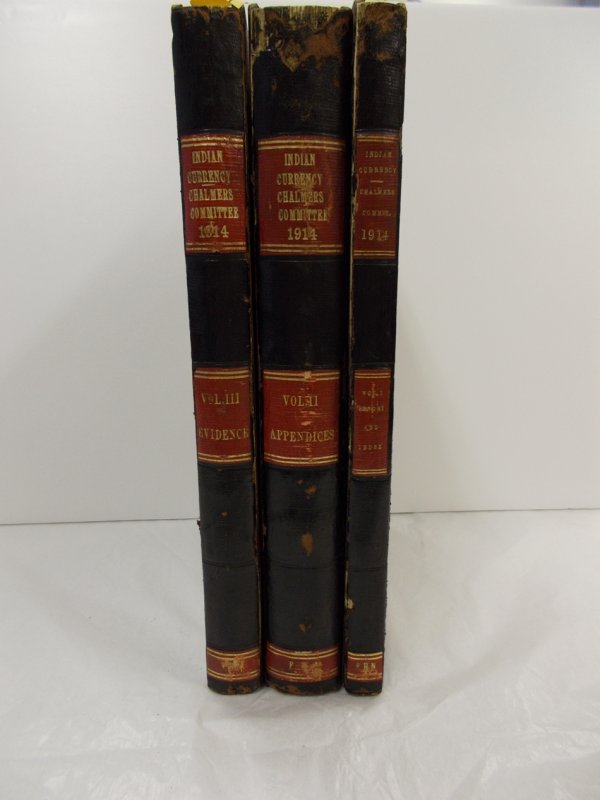 Bound in 3 volumes: Vol. I. Final Report. 91pp, HMSO, 1914 [Cd. 7236] (this includes: Memorandum by Mr J. M. KEYNES.（合冊）Interim Report. 4pp., 1913. [Cmd. 7068].（合冊）Index of Minutes of Evidence and of Appendices, 89pp, 1914. [Cmd 7239]