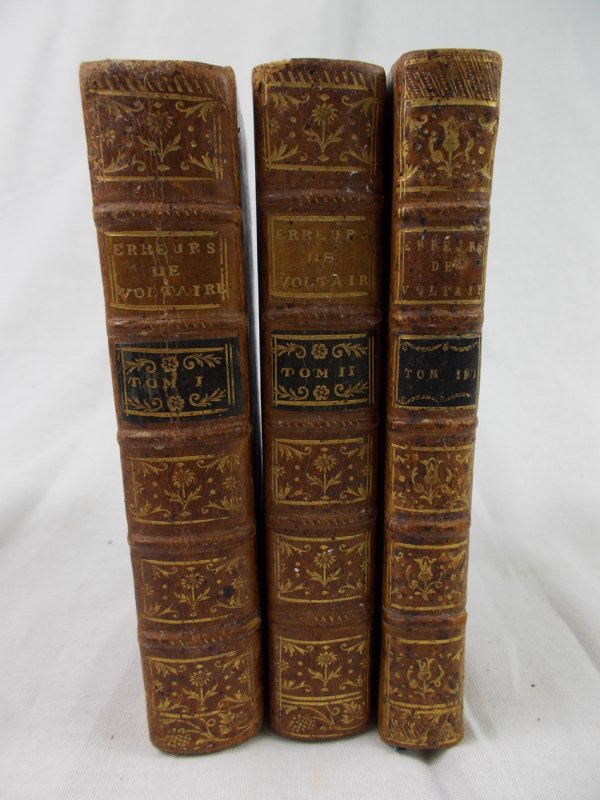 Les erreurs de Voltaire. Troisieme edition, tome premier, tome second, Lyon, 1767. Esprit de Voltaire. Dans ses ecrits. Besancon, 1818..