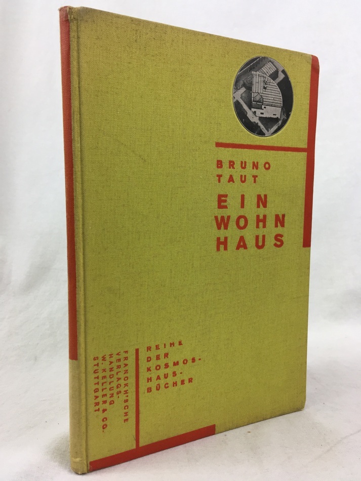 Wohnhaus, 10. Aufl. Mit 104 Photos und 72 Zeichnungen einer Farbaufnahme und einer Farbenzusammenstellung. Reihe: der Kosmos Haus Buecher. Stuttgart, Franchk'sche Verlagshandlung. 1927.